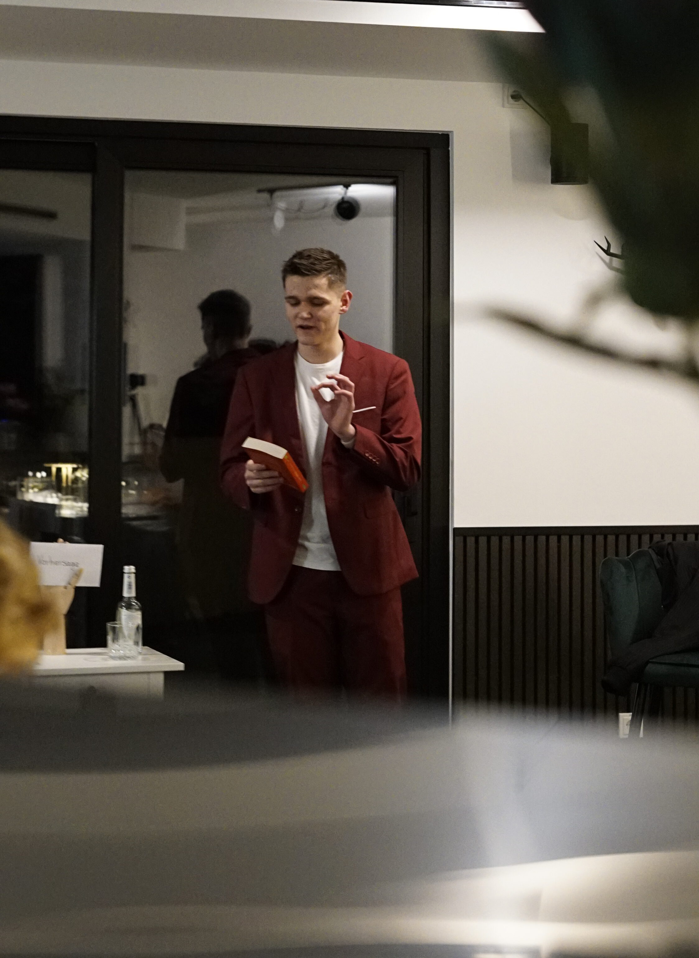 Emilian Leber I Auftritt im Restaurant Wald & Wiese I Magic Dinner